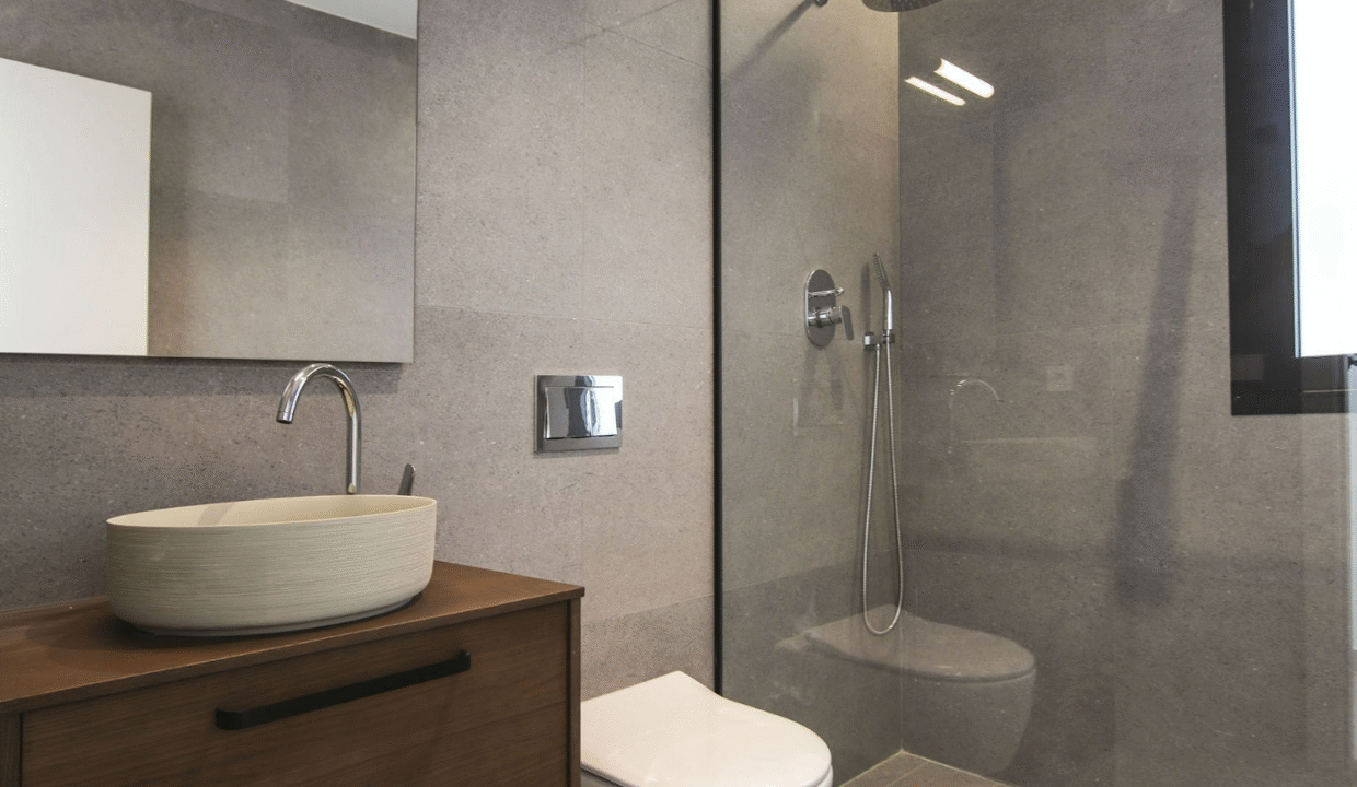 o_1gs77a2llcthr1b1bp6s231b5r2o