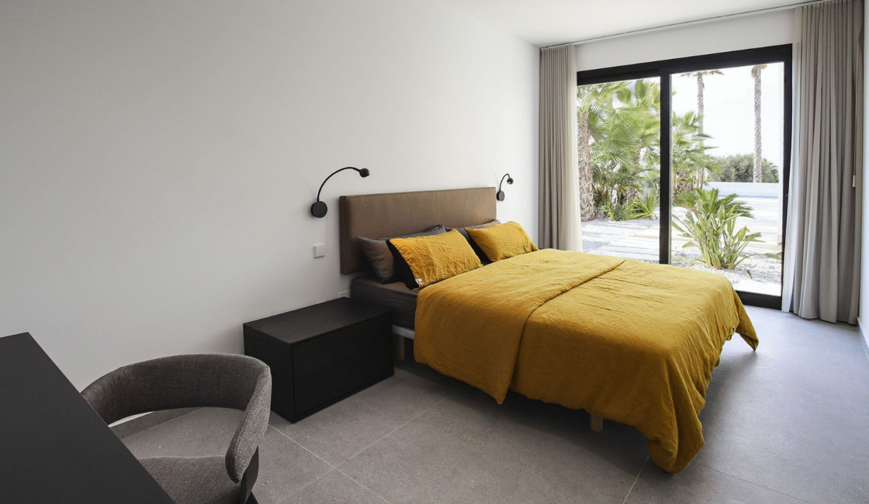 o_1gs77a2llphm12q418suf8bej2d