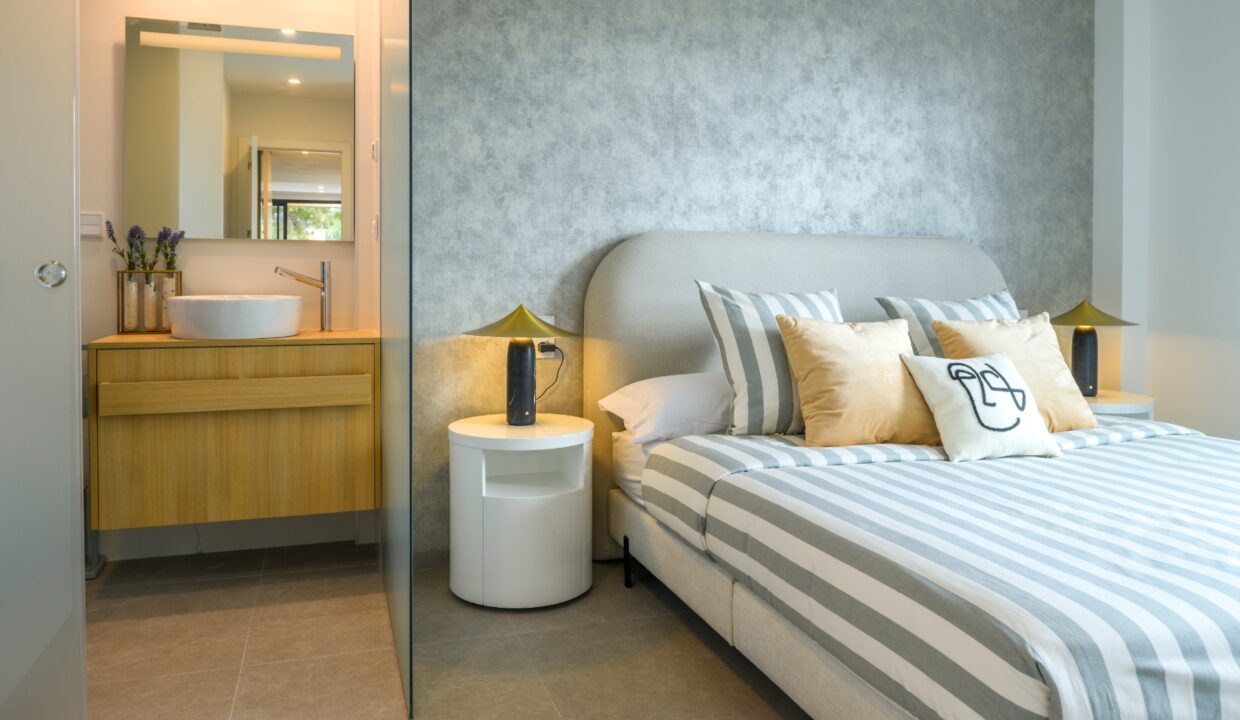 o_1ib9937801li21gbu1ifb9qh1bm11u