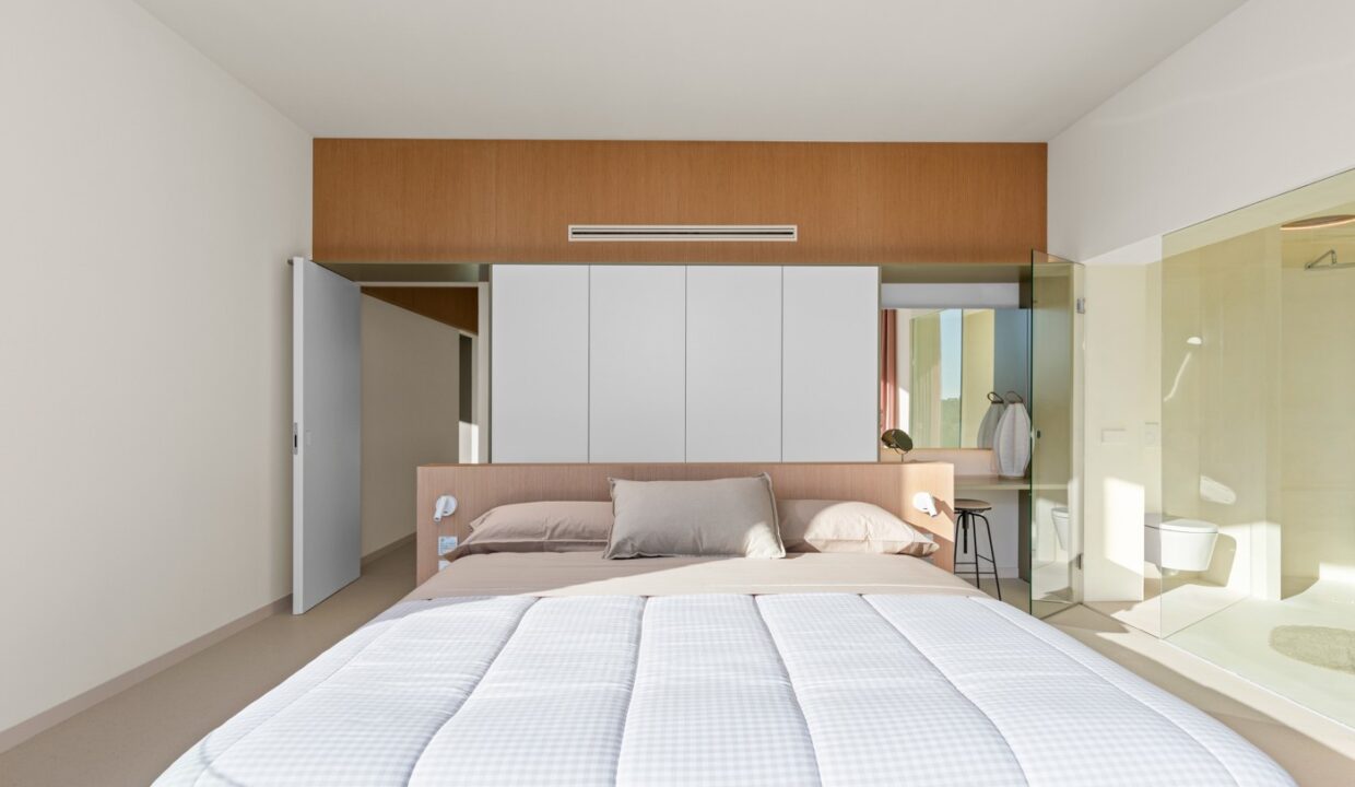 o_1io0j116a1nmn1a0i1tq21ms5gs420