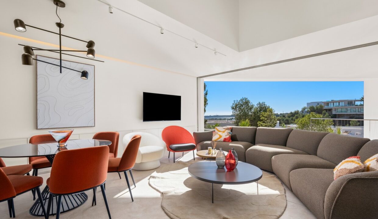 o_1io0j116a3gs1fce15d5kgesgq21