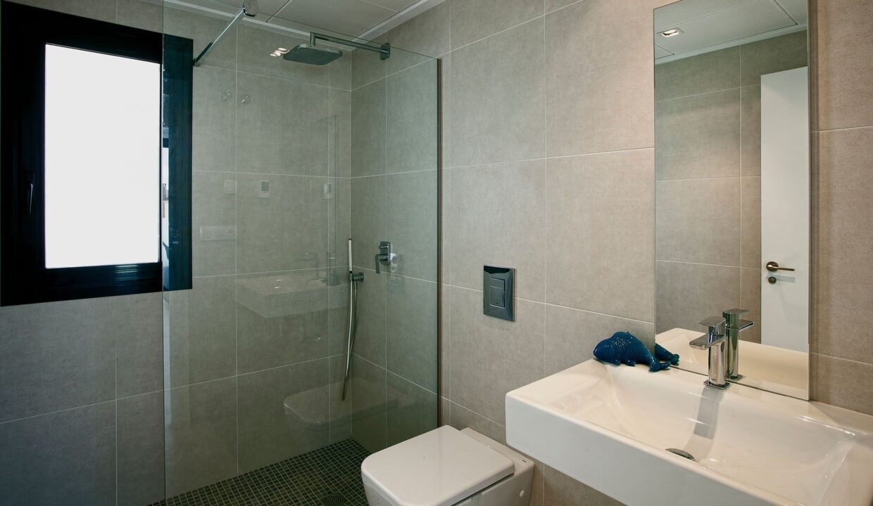 o_1isb3pn5di3q1iipvqpc817k01u