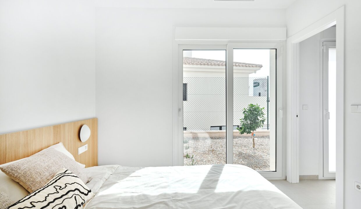 o_1is8sfb2m1f6mi6vvrj110i1tqe4b