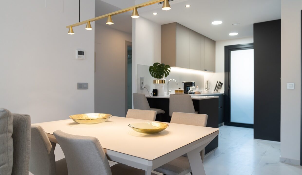 o_1iv7lni2316hgqnnv3f1622n392m