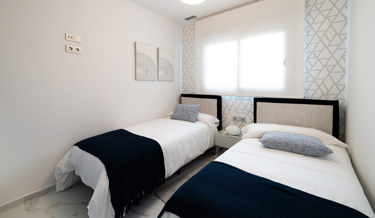 o_1iv7lni23fs79oq4kg1d2r1m1u2o