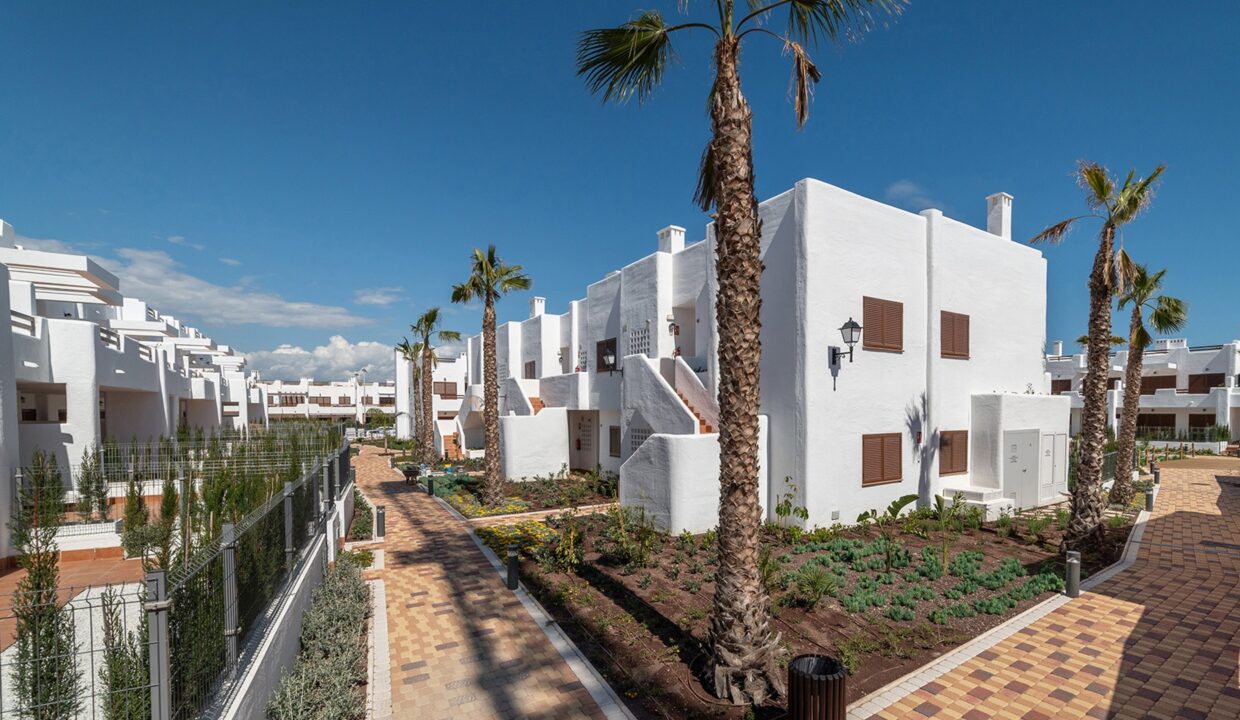 o_1iva9gjjo1konfti7s1m1g7jv2e