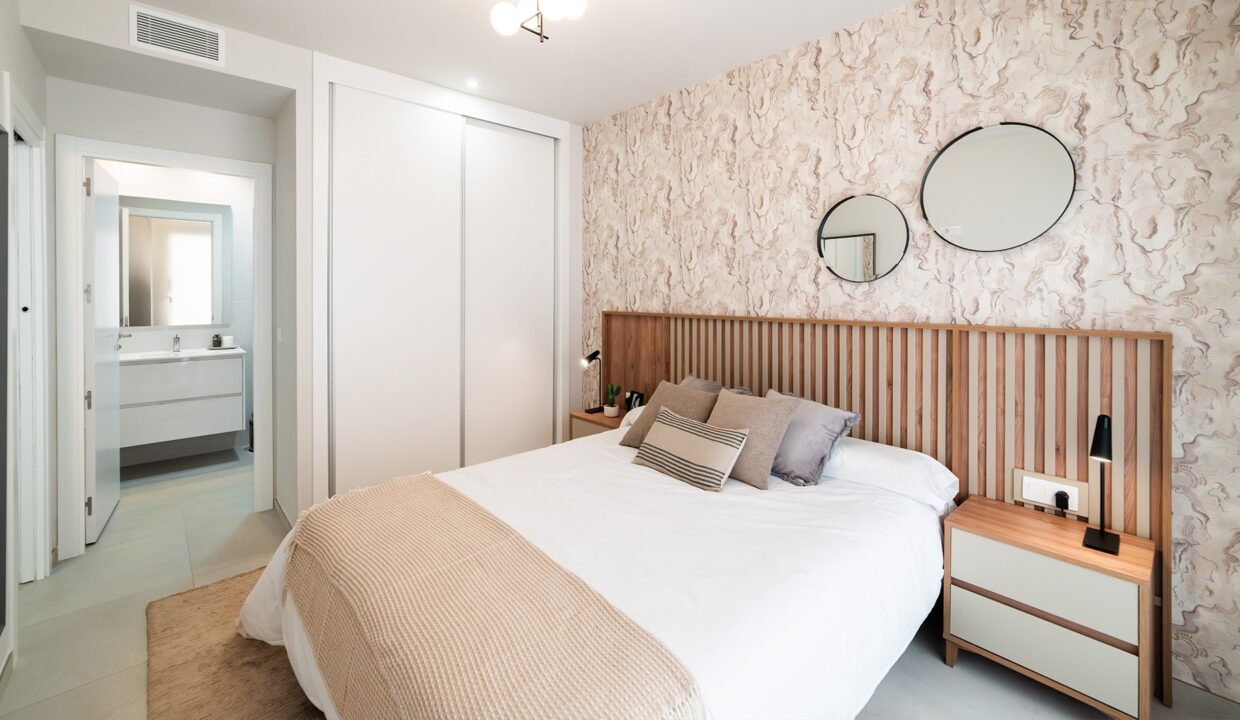 o_1iva9gjjo34q1kvo1vi158217u02m