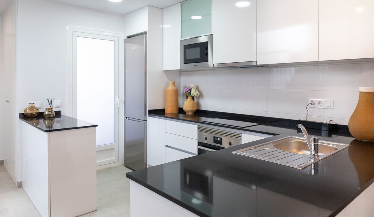 o_1iva7f9fq51ntm410ob1v6m12eg28