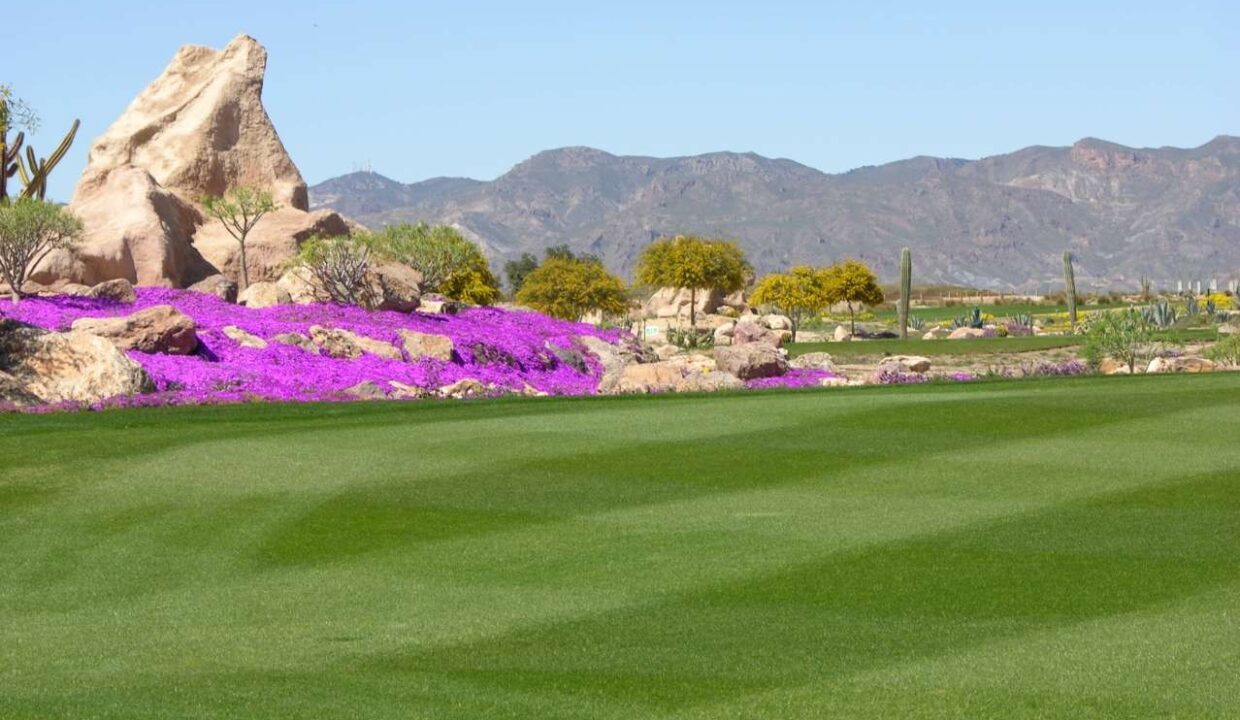 o_1j74e222b133b8kc1ul99p792c1m