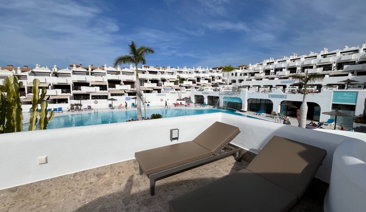 o_1j7ot2q471em3juo1c131odal322a